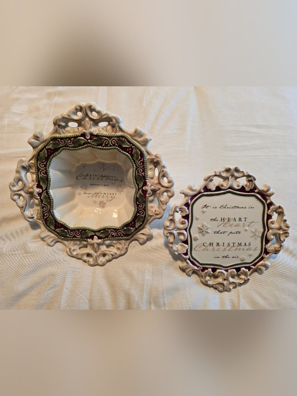 VNT Set/2 Grasslands Road Christmas Ceramic Bundle Candy Bowl & Wall Plaque EC